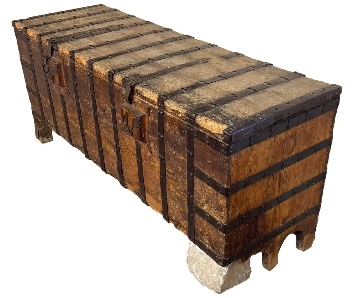 gothic chest 2