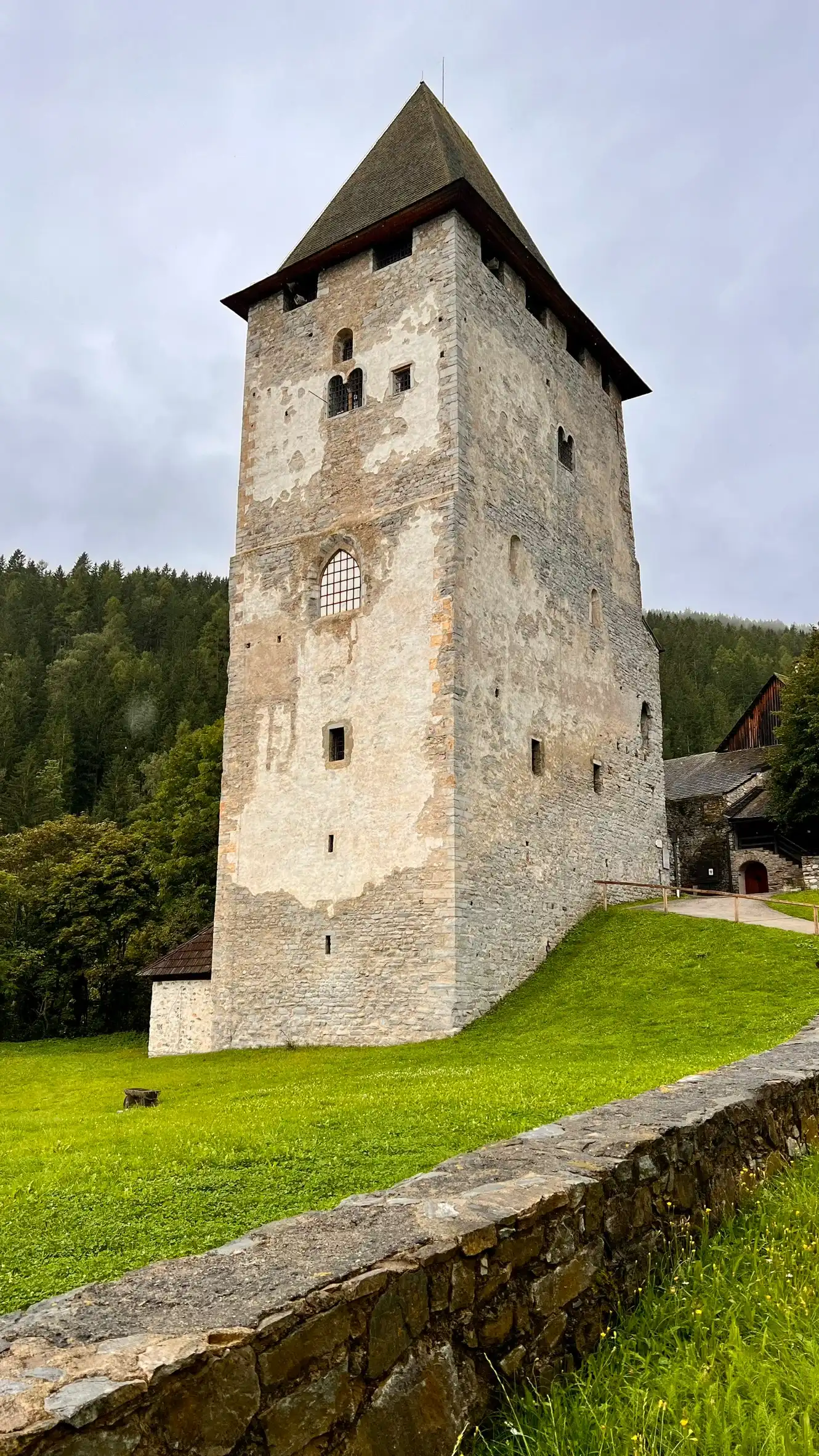 TG4_Bergfried_IMG_2562